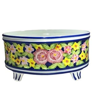 VINTAGE JAY WILLFRED DIVISION OF ANDREA BY SADEK FLORAL FOOTED CERAMIC PLANTER